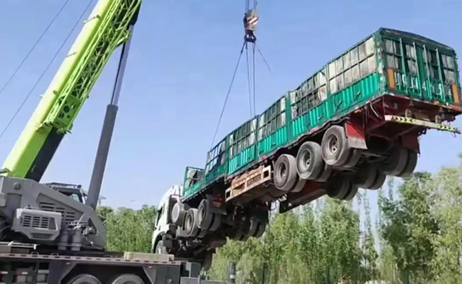 三江道路脱困救援案例