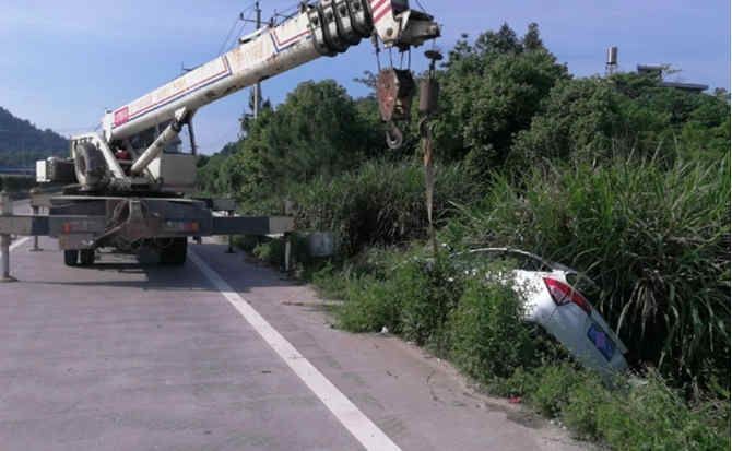 三江重载吊车救援